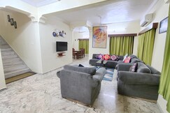 Arcadia Villa Luxurious 3 Bedroom Beach Villa with Pool Just 100mtr From Candolim