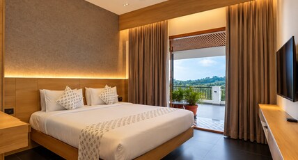 Hotel Mount n Mist Room Type - Couple Room Mountain View