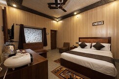 Shree Gulab Mansion Hotel and Restaurant