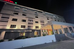 Hotel Jhankar Palace