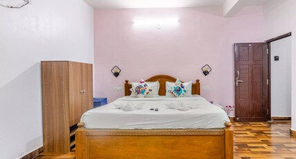 Celeste stay Room Type - Deluxe Spacious King Room with Balcony 204