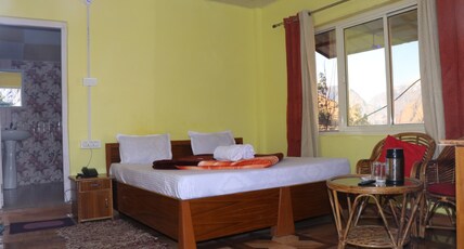 Ramneek Homestay Room Type - Deluxe Room