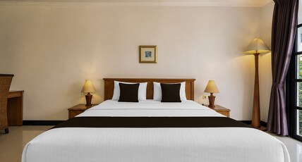 Townhouse Oak Casa D'Ladera Bandung Room Type - Standard Double
