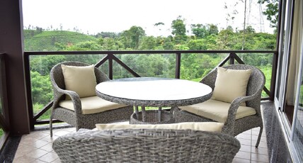 Jeevess Retreat I Best Luxury Resort In Wayanad Room Type - Tea Garden Villa (Dhaksha)