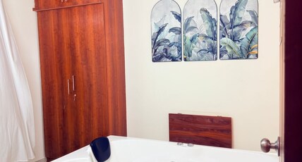 Elegant 1 bhk with private jacuzzi Room Type - Elegant 1 bhk with private jacuzzi