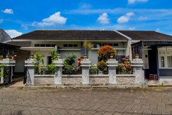 OYO 94935 Rahayu Homestay