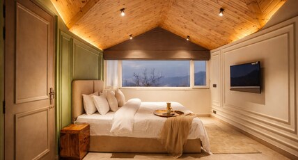 Oak Villa | Plunge Pool | Valley-view 5 BHK Room Type - Oak Villa | Plunge Pool | Valley-view 5 BHK