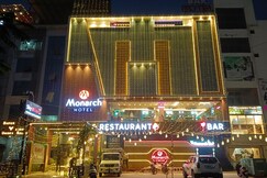 Hotel Monarch
