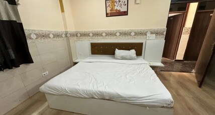 Via Balram - Metro Station Sector 34 Noida Room Type - Suite Room