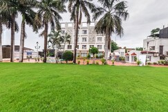 President Cottage Resort