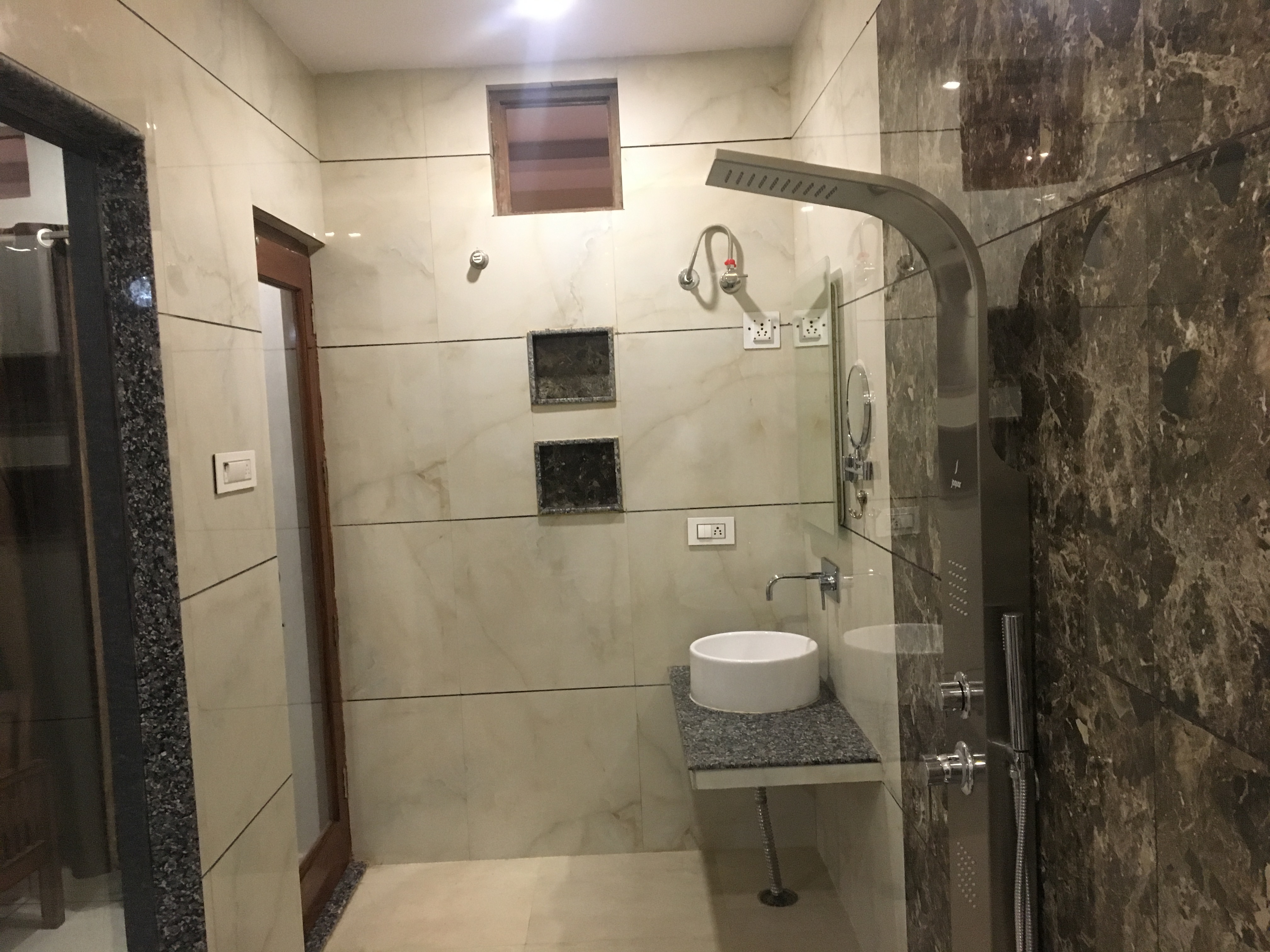Mithilesh Hotel - Tap to explore photos