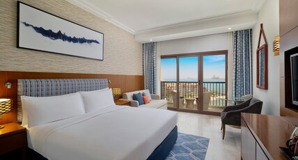 DoubleTree by Hilton Resort  & Spa Marjan Island Room Type - King Guest Room with Balcony and Sea View
