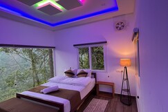 Photos of Woodbee Resorts