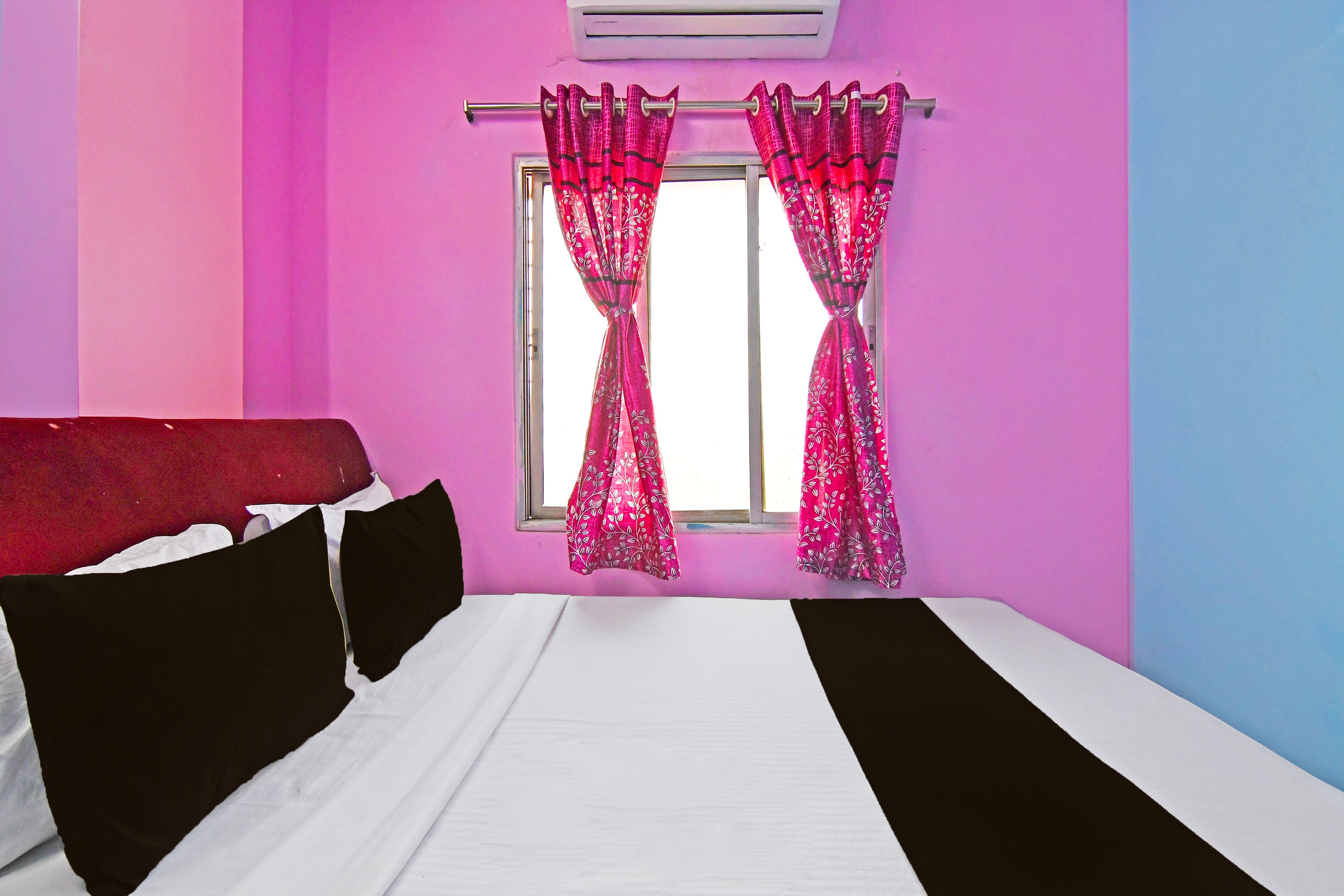 Hotel O Lila Guest House - Tap to explore photos