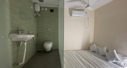 House of Travellers Vagator Room Type - Private Room
