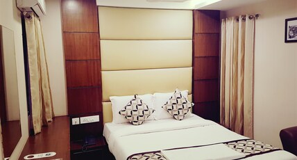 Santhi Bhavan Central Room Type - Premium AC Room