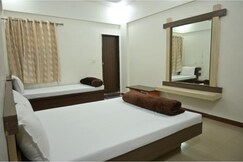 Hotel Roshan Palace