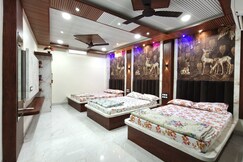 Radhe Palace Omkareshwar