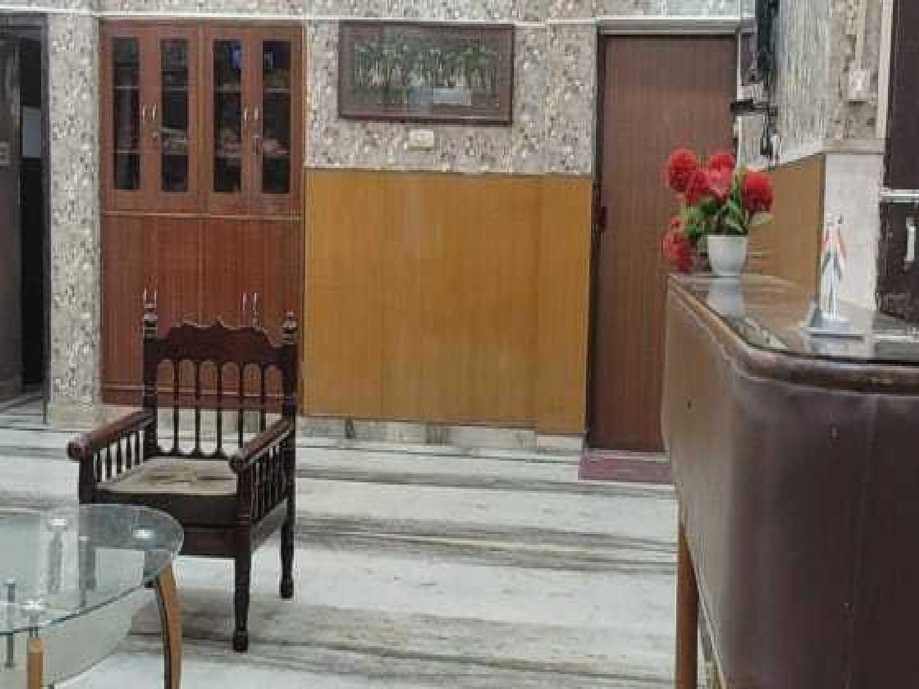 Hotel O Wood stock home stay' - Tap to explore photos