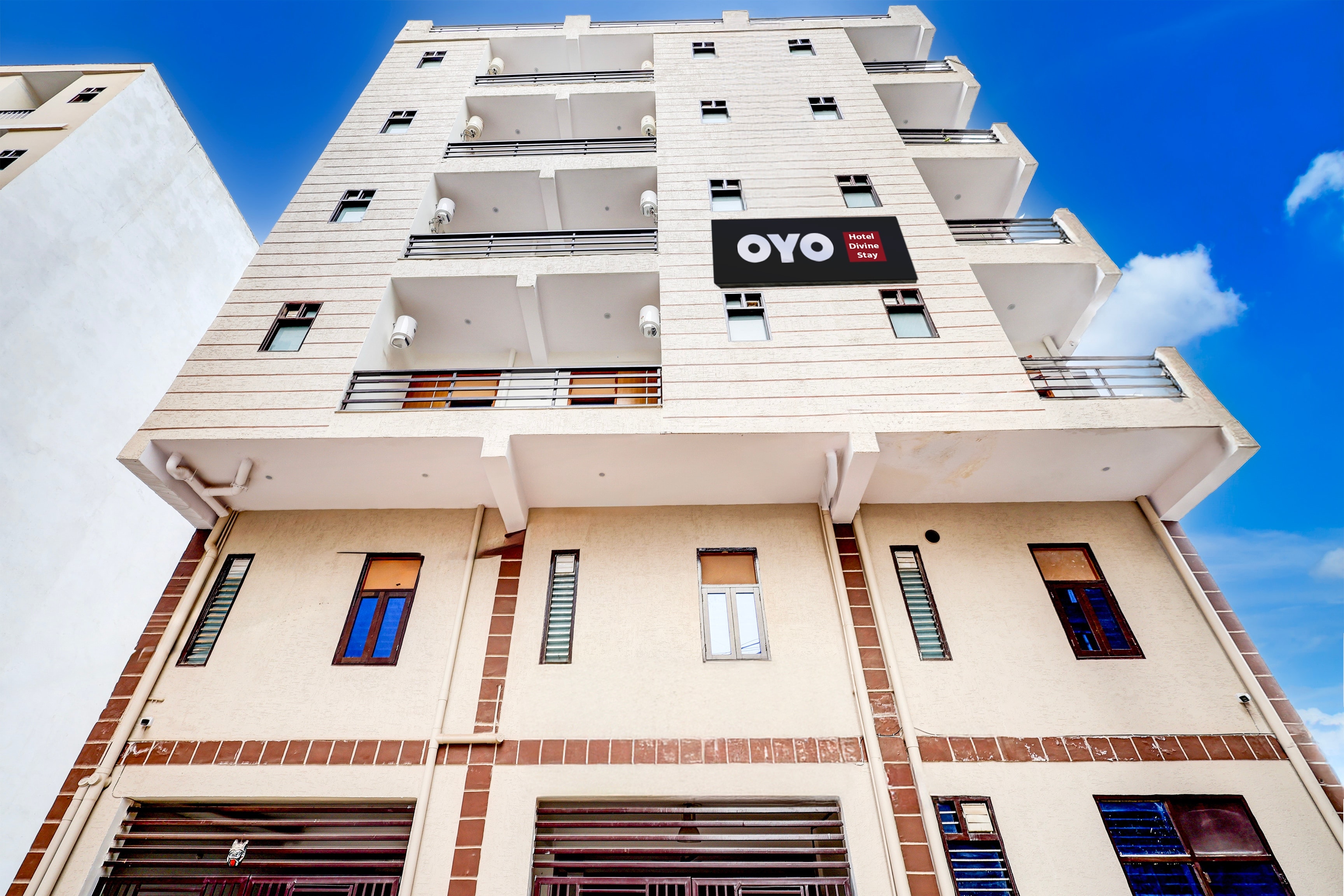 Hotel O Divine Stay - Tap to explore photos