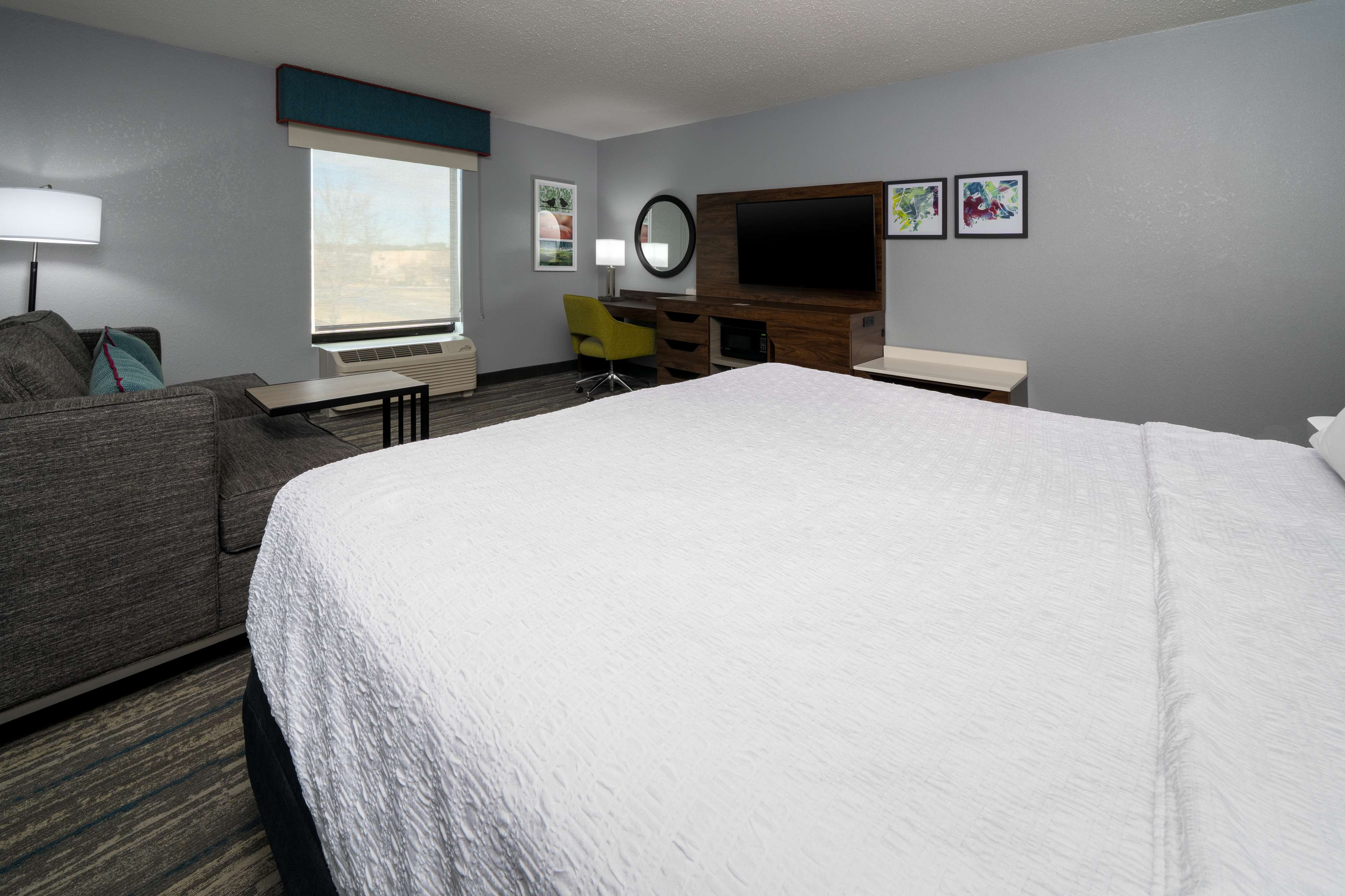 HAMPTON INN DAHLGREN VA - Tap to explore photos
