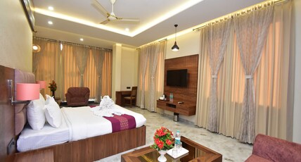 Hotel ShyamLeela - Khatushyamji Room Type - Suite