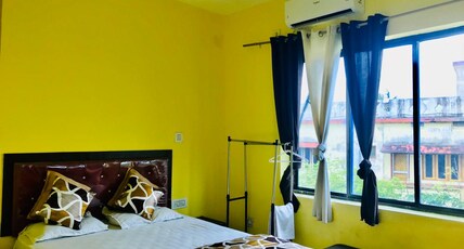 SHREE HOTEL BALAJI Room Type - Standard AC Room