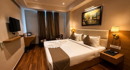 Hotel Silk House Premier Room Type - Club Room Hotel Silk House Premier Room Type - Club Room