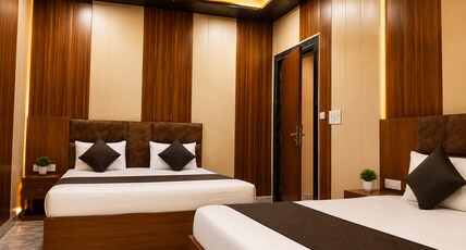 Triveni Hotel And Restaurant Room Type - Family Room