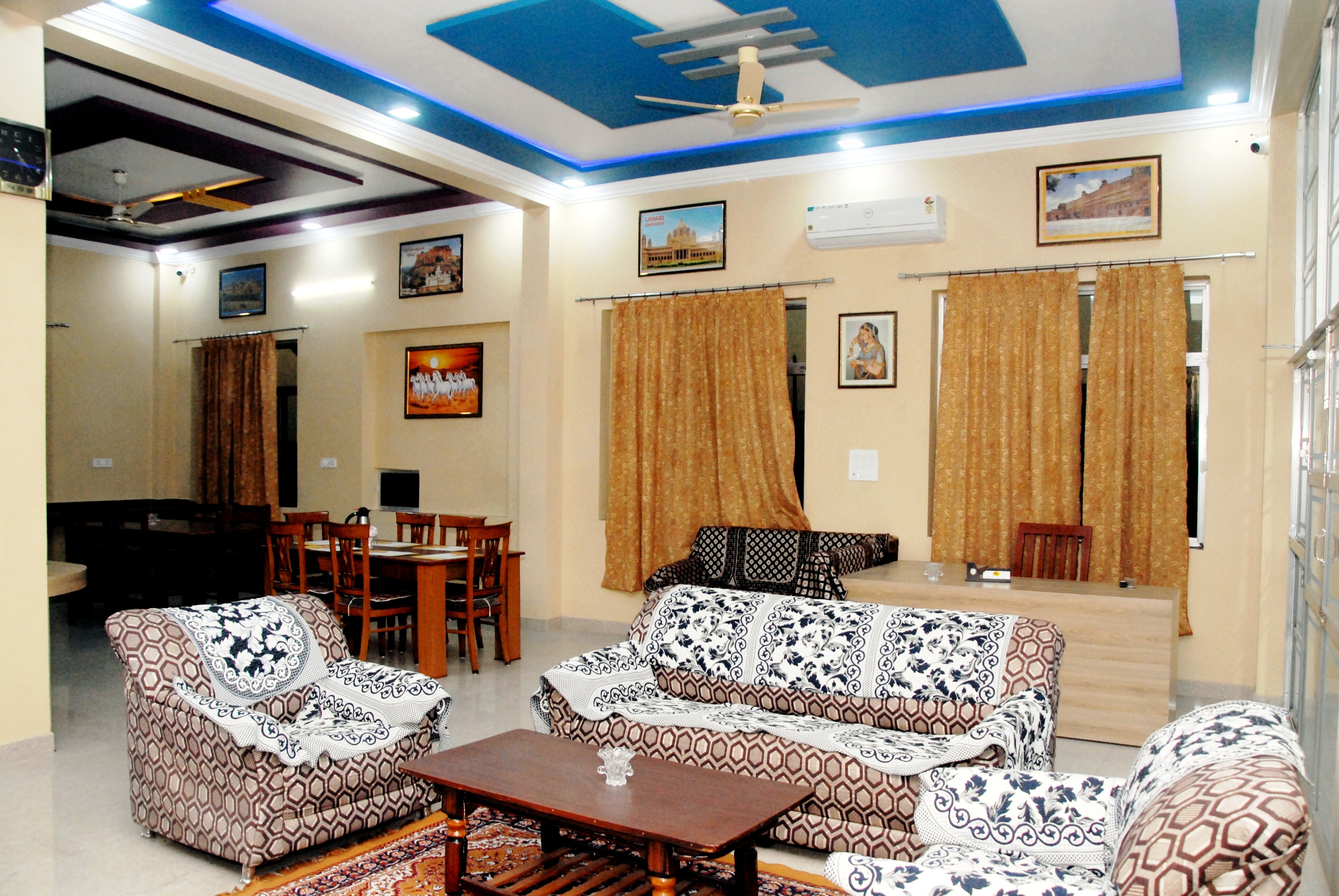 Main gallery