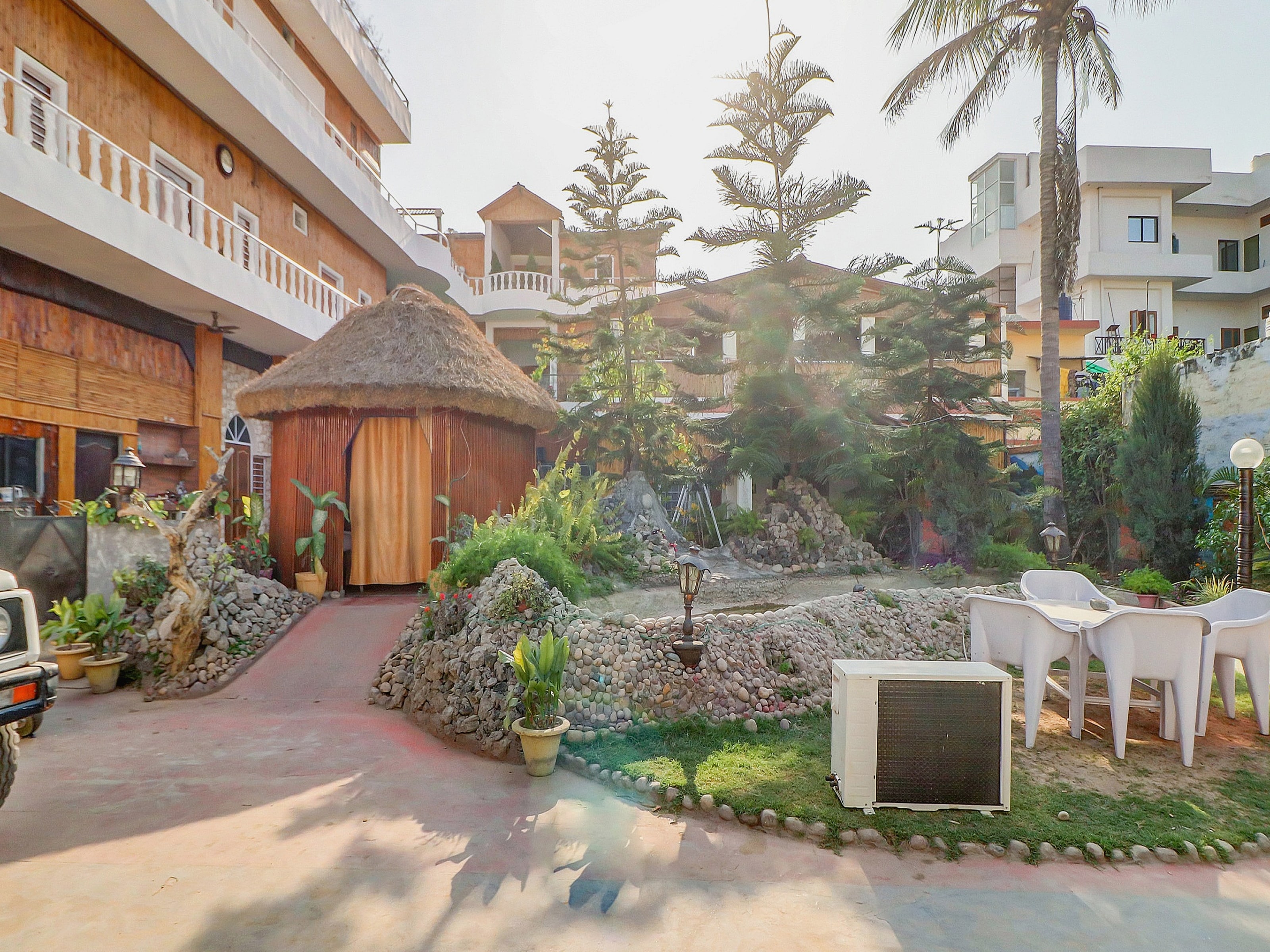 Hotel O Shanti Kuti Home Stay - Tap to explore photos