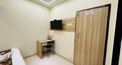 HOTEL VASHI INN Room Type - Deluxe