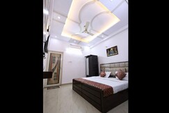 Mahadev Guest House