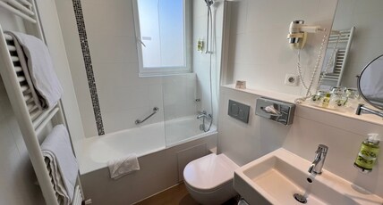 Holiday Inn Paris - Auteuil Room Type - 2 Single Beds Standard