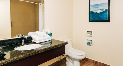 Holiday Inn SAN SALVADOR Room Type - 2 Full Beds Standard