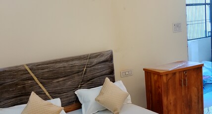 Hotel - Maa Annapurna ROOMS available Room Type - Annpurna Rooms= 103( AC+ TV Rooms)with attached washroom