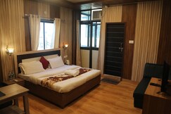 The Mountain View- Rishikesh