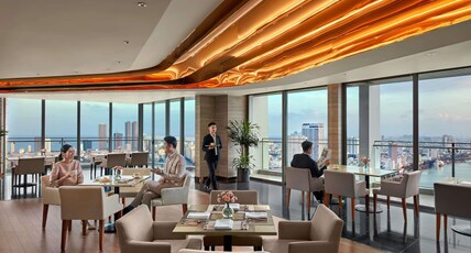 NOVOTEL DANANG PREMIER HAN RIVER Room Type - Executive Corner, balcony, panoramic view of Dragon Bridgeand Premier Lounge Access- 1 king bed NOVOTEL DANANG PREMIER HAN RIVER Room Type - Executive Corner, balcony, panoramic view of Dragon Bridgeand Premier Lounge Access- 1 king bed