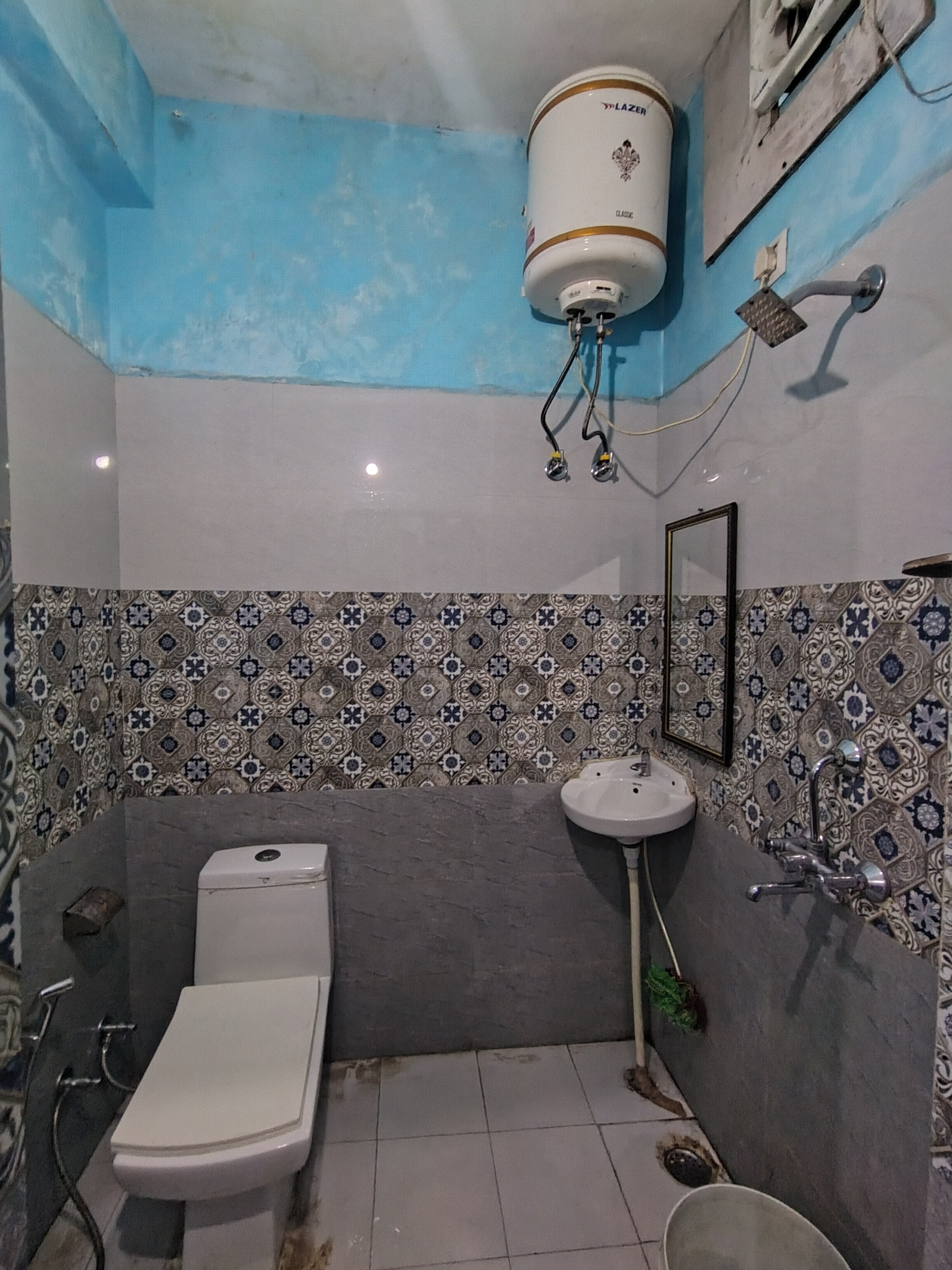 Dhruv Homestay - Tap to explore photos