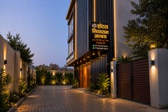Address of Hotel Siyaram Ashray