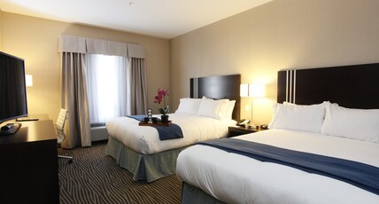Holiday Inn Express FORT ST JOHN Room Type - 2 Queen Standard