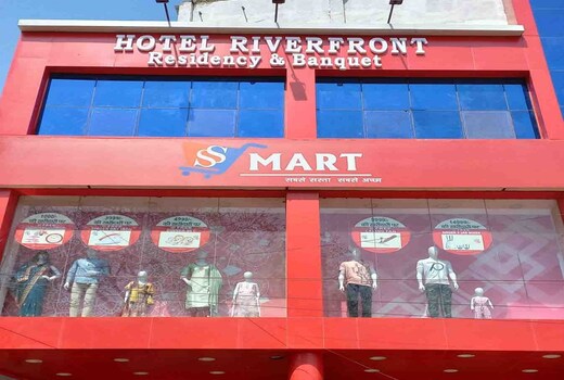 Hotel River Front