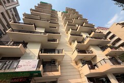 Address of Hotel O Royal Residency
