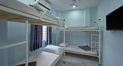 Panakal Residency Room Type - BED in 6- Bed Femable Dormitory Room