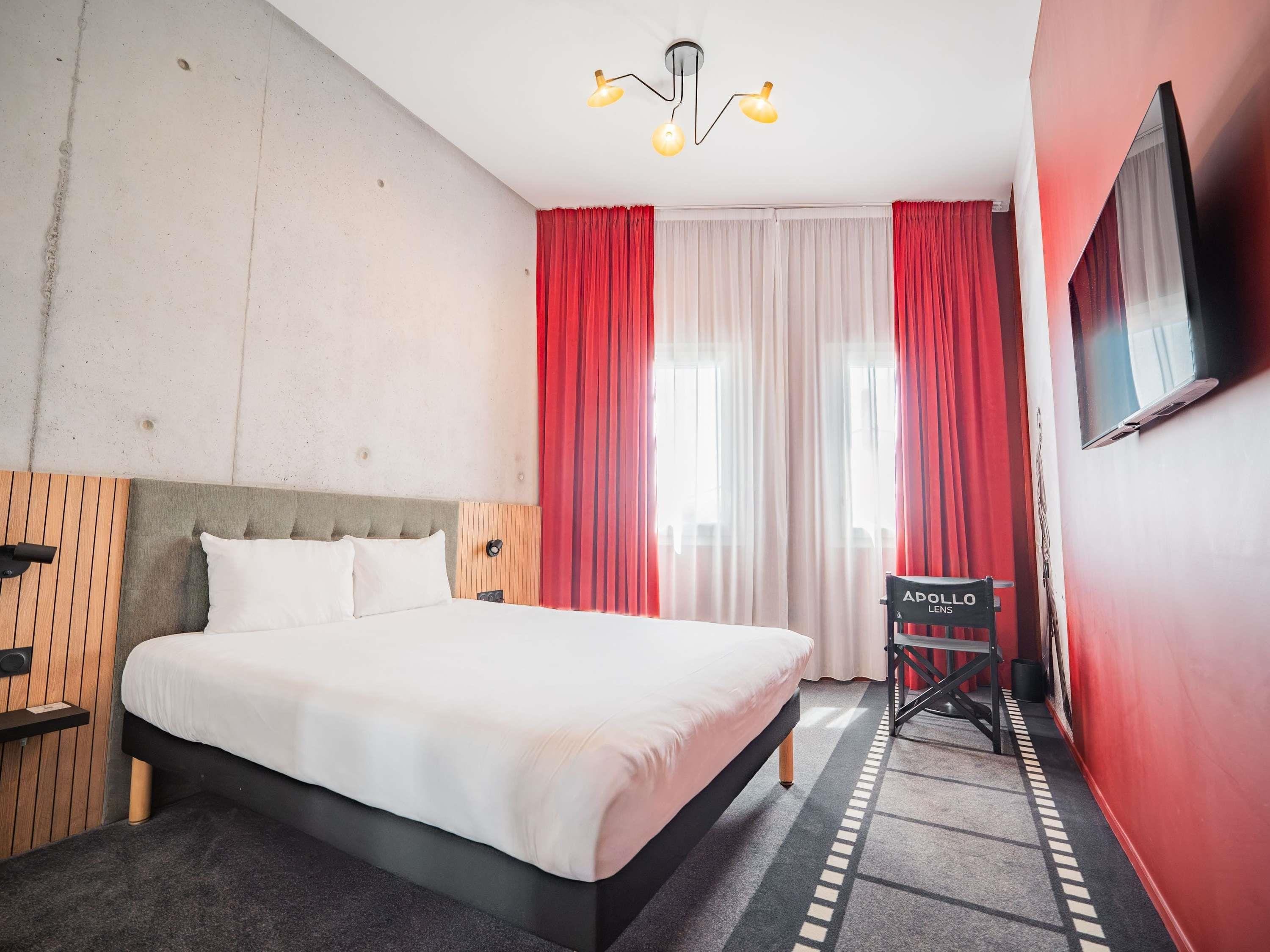 Ibis Styles Lens Centre Gare - Tap to explore photos
