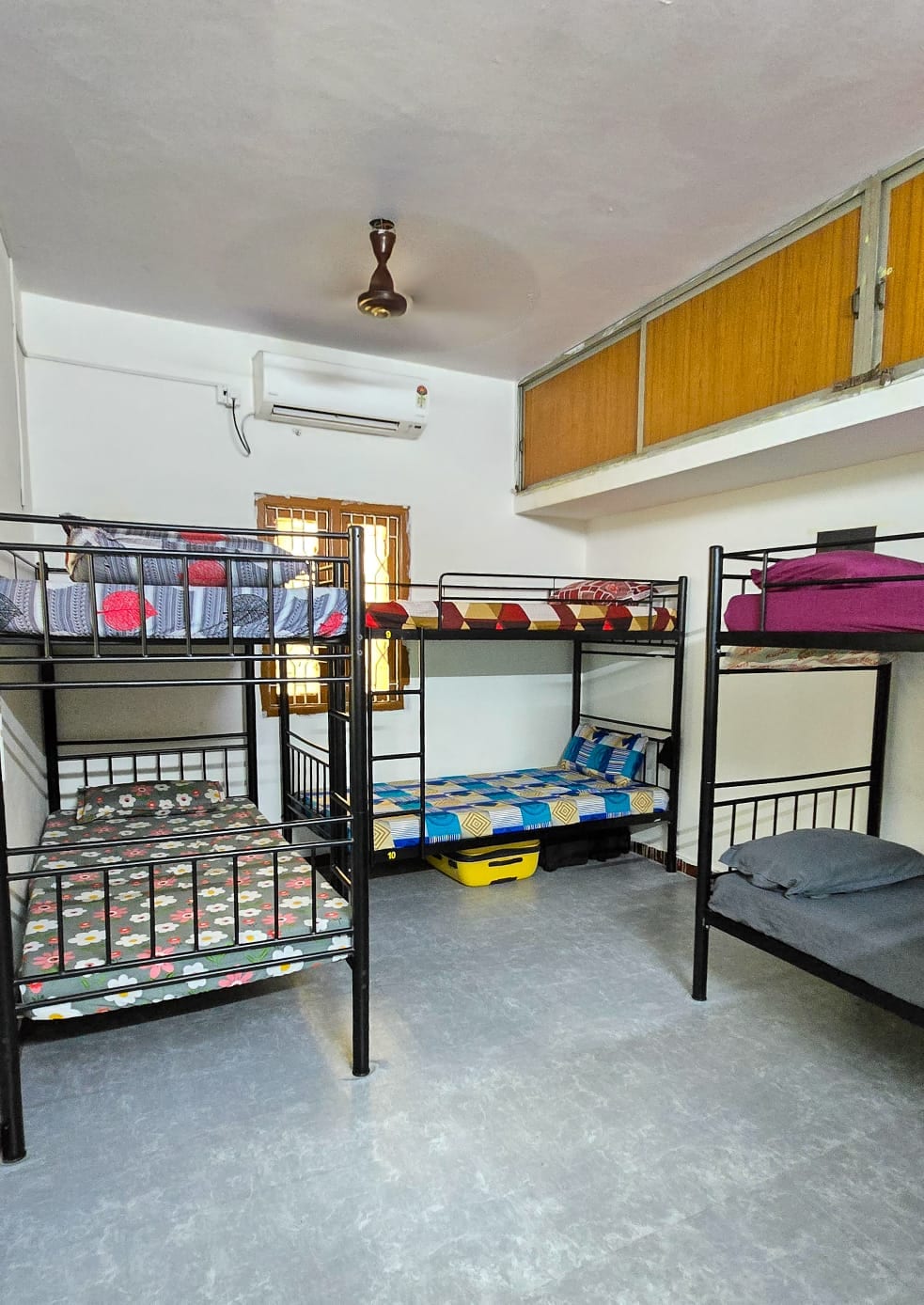 Hostel Madras - Tap to explore photos