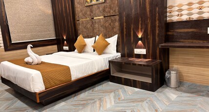Arts Palace Room Type - Deluxe Room