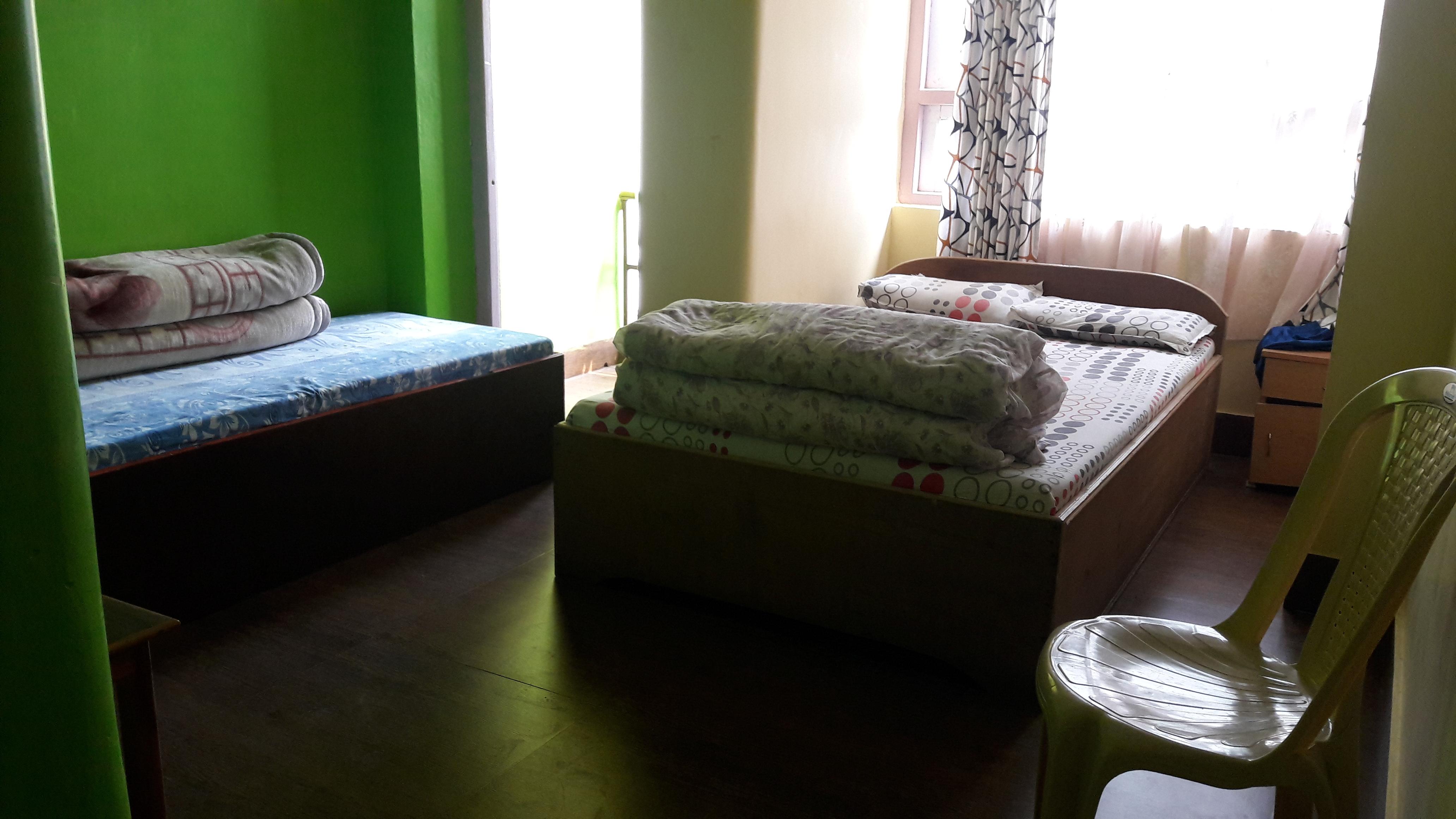 Queens Hill - Tap to explore photos