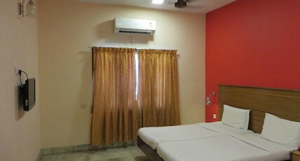 Hotel Saradharam Room Type - Premium room