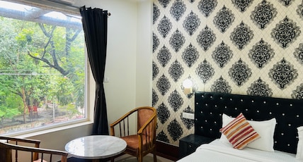 Hotel Vishnu Vihar Room Type - EXECUTIVE ROOMS Hotel Vishnu Vihar Room Type - EXECUTIVE ROOMS